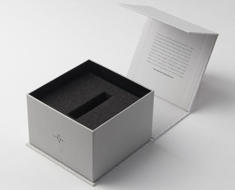 高檔首飾包材定制-廣州駿業(yè)包裝實(shí)業(yè)有限公司 高檔首飾包材定制