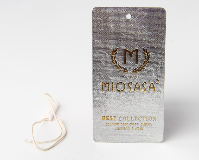 內衣吊牌定做過程中,燙印不清晰不整齊的緣由 內衣吊牌定做過程中,燙印不清晰不整齊的緣由