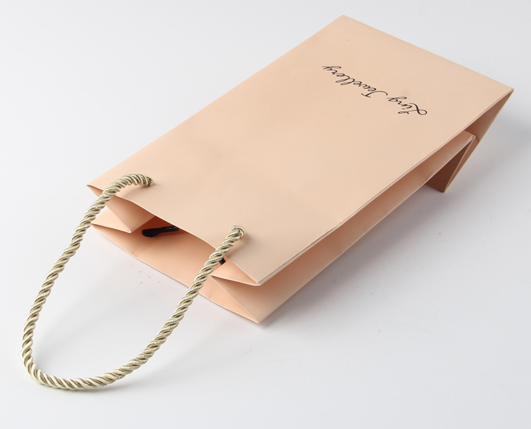 化妝品紙袋覆膜脫落?因為工廠忘記了這兩點 化妝品紙袋覆膜脫落?因為工廠忘記了這兩點