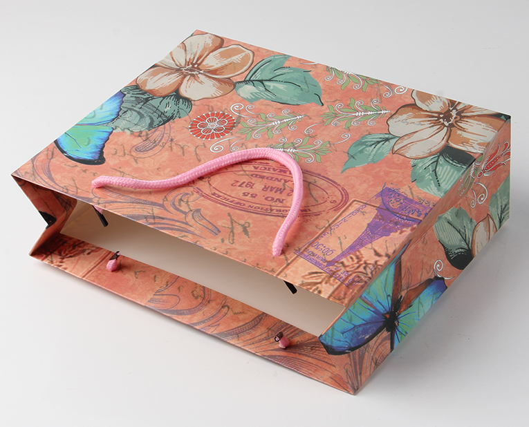 鑒別內(nèi)衣紙袋廠家是正規(guī)還是作坊,只需要用到你的指甲 鑒別內(nèi)衣紙袋廠家是正規(guī)還是作坊,只需要用到你的指甲