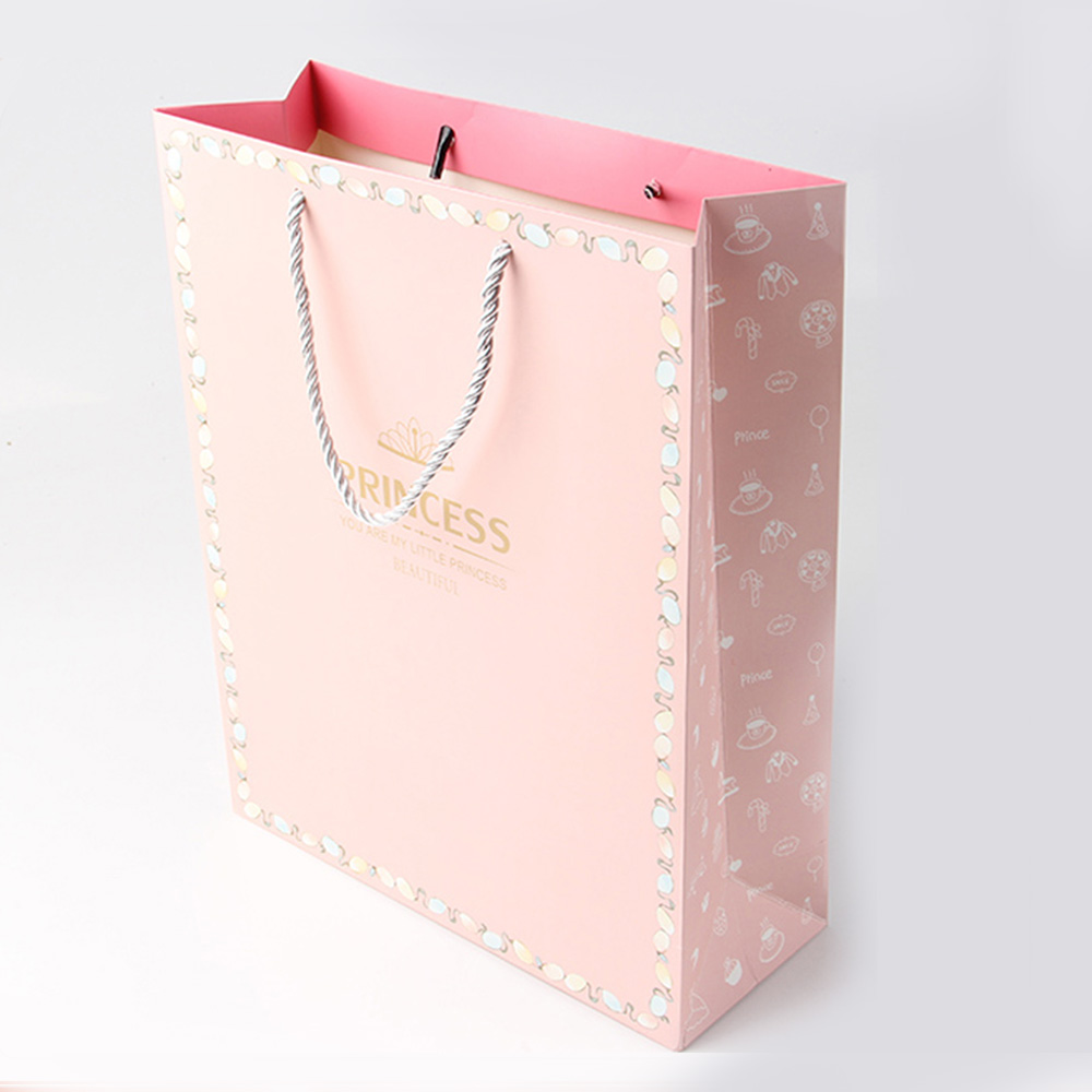 簡約而不簡單手拎紙袋 簡約而不簡單手拎紙袋