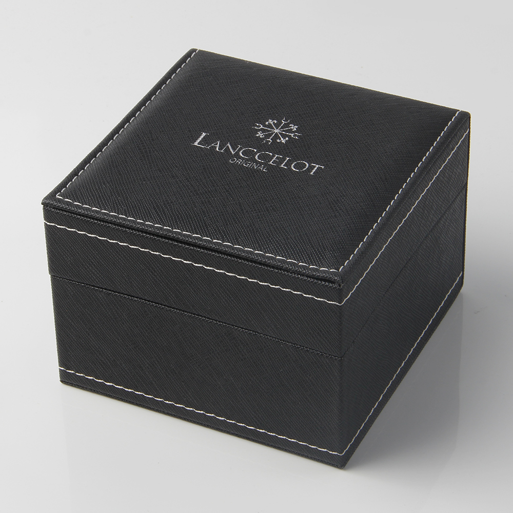 失敗的會(huì)讓項(xiàng)鏈精裝盒廠更加強(qiáng)大，做到更加好