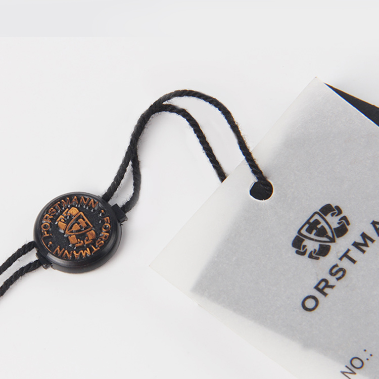 皮具商家不應(yīng)該舍棄一大片量，去忽略這些吊牌制造