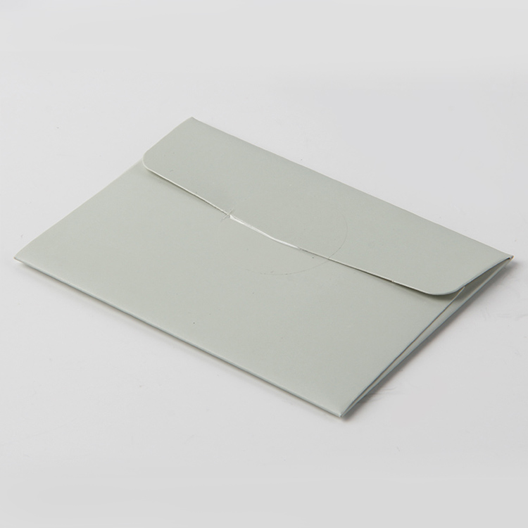 如果襪子的吊牌在訂制的時(shí)候再不突破，價(jià)格戰(zhàn)的代價(jià)誰都消費(fèi)不起