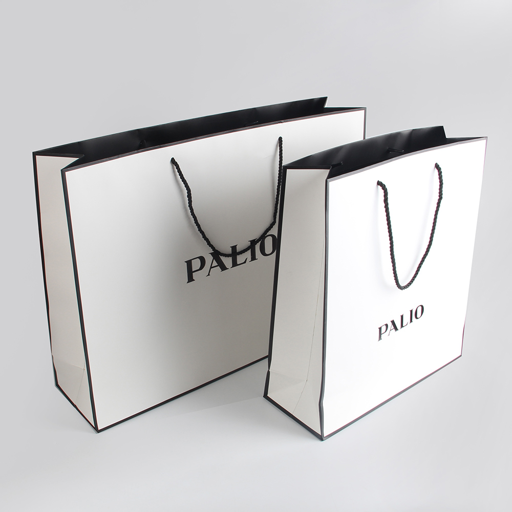 通過珠寶首飾禮品袋,定做一個(gè)正確和大媽打交道的方式 通過珠寶首飾禮品袋,定做一個(gè)正確和大媽打交道的方式