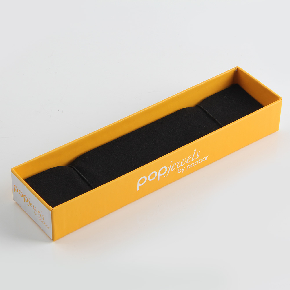 香水盒的制造商隨便一提的2個點就畫出了這幾年的搭配重點 香水盒的制造商隨便一提的2個點就畫出了這幾年的搭配重點