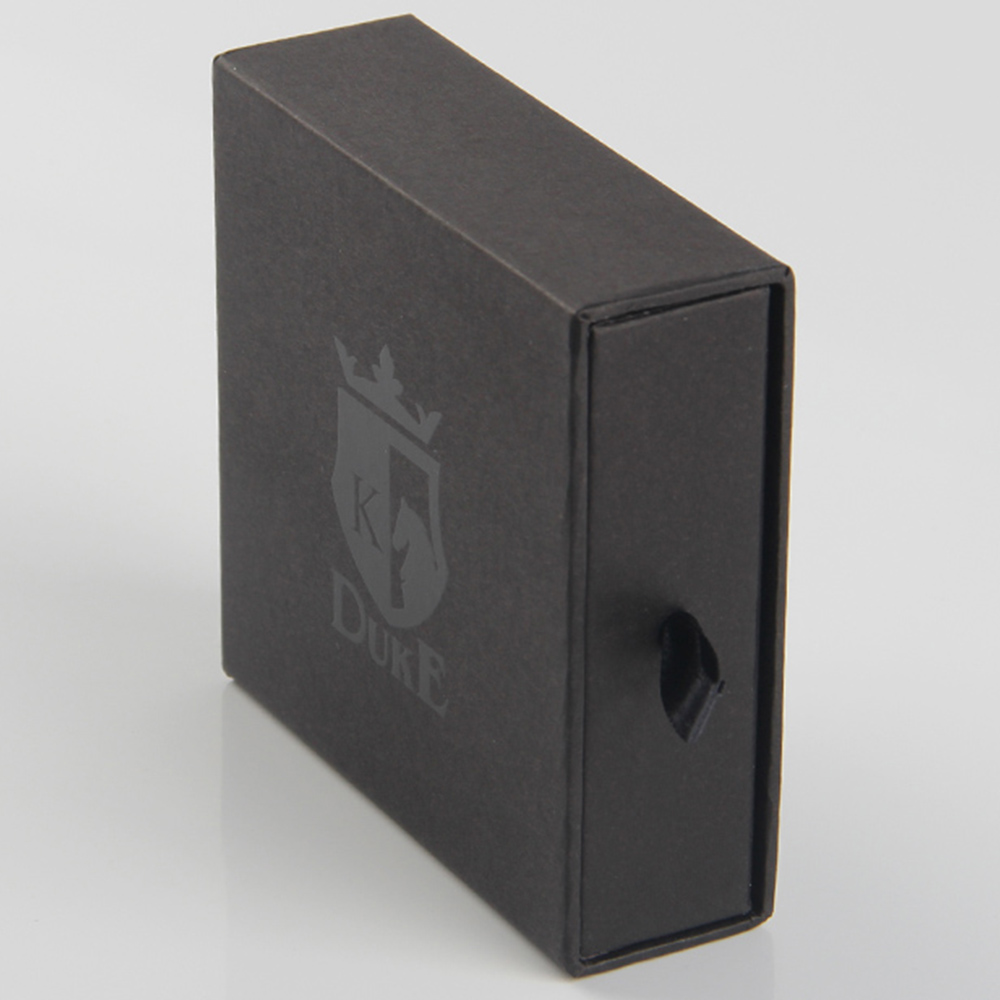 用黑卡紙作為包裝盒訂做的話記得看選料和夾角哦 用黑卡紙作為包裝盒訂做的話記得看選料和夾角哦