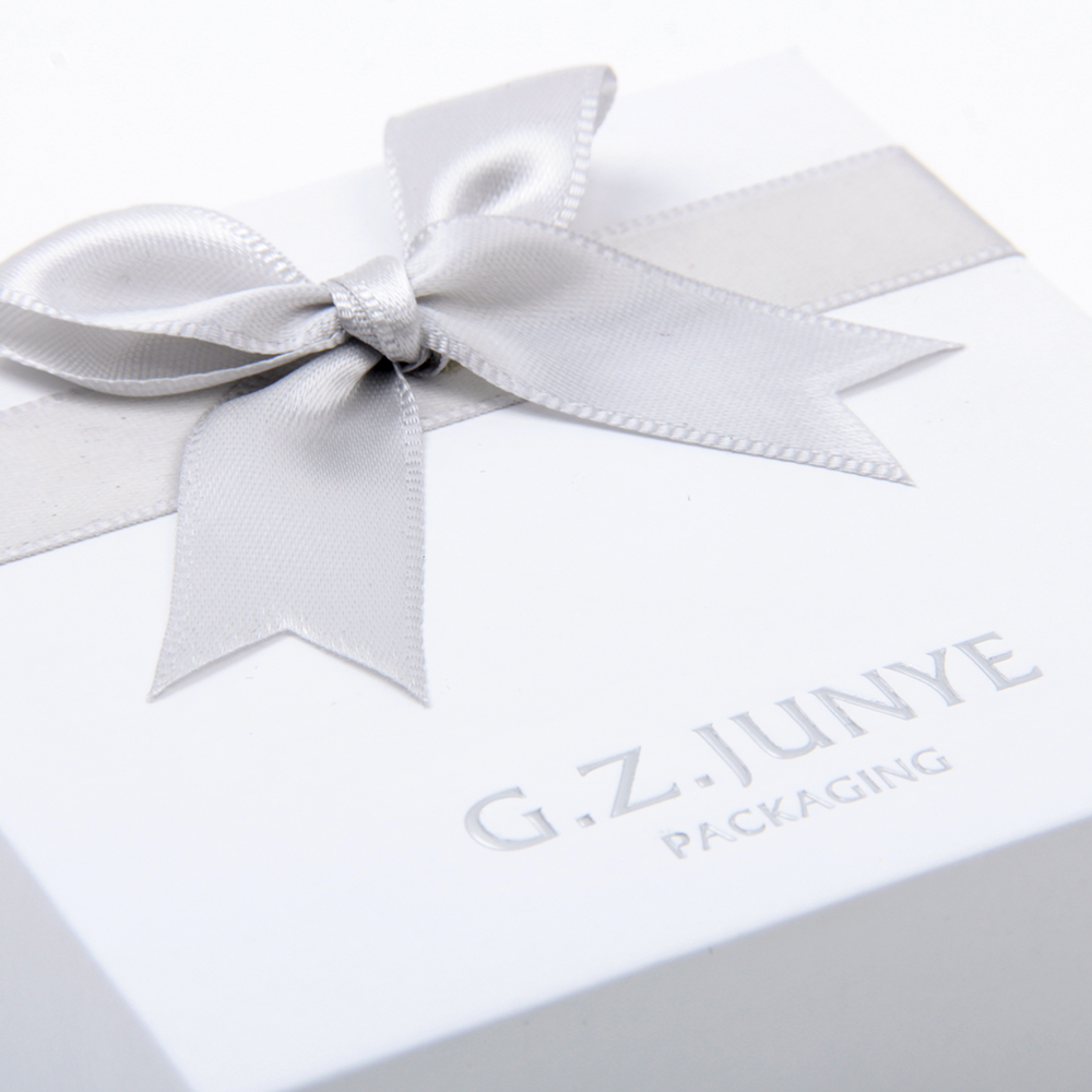 錦上添花的2個翻蓋包裝禮盒配件材料 錦上添花的2個翻蓋包裝禮盒配件材料